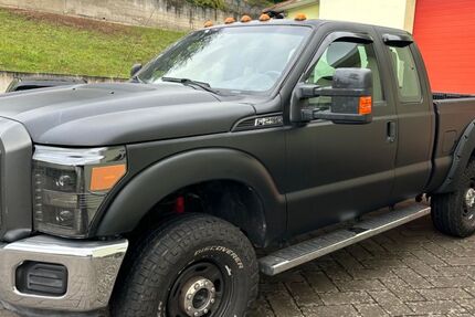 Ford F 250 46.986 km 36.900 &euro; Dillenburg 35685