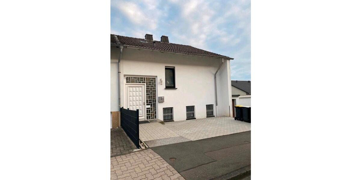Reihenhaus Siegen Kaan-Marienborn - 4 Zimmer, 120 m&sup2;, 230.000&euro; | Angebot:26610978