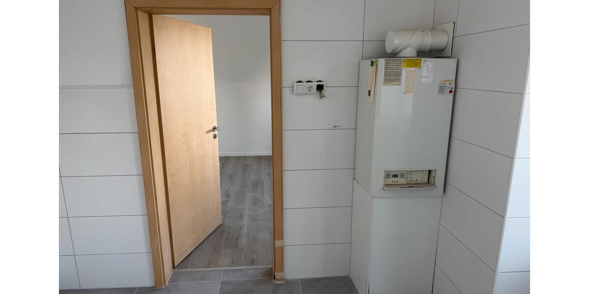 Etagenwohnung Hachenburg - 2 Zimmer, 125 m&sup2;, 1.100&euro; | Angebot:25999964