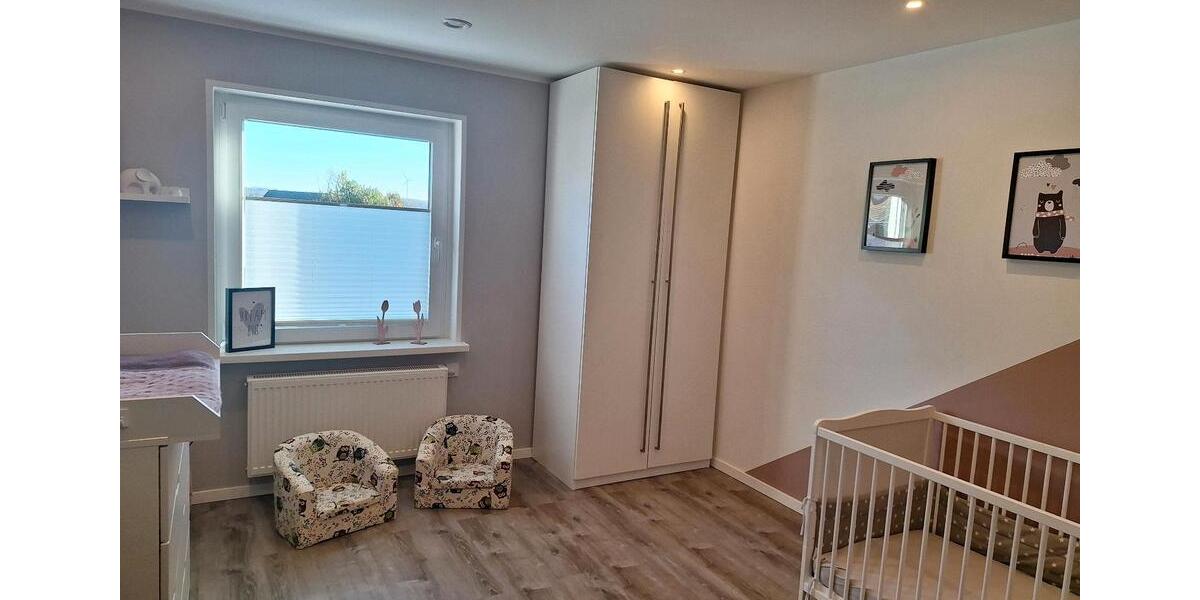 Einfamilienhaus Wenden - 7 Zimmer, 217 m&sup2;, 499.000&euro; | Angebot:25839879