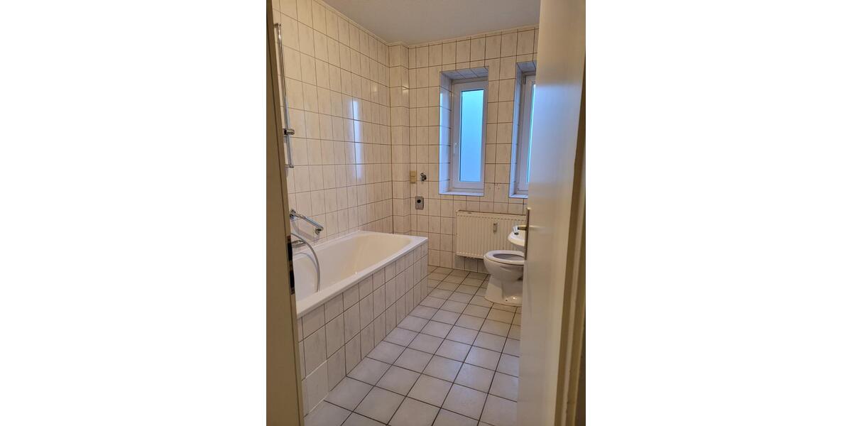Erdgeschoßwohnung Dietzhölztal - 3 Zimmer, 78 m&sup2;, 631&euro; | Angebot:25965730