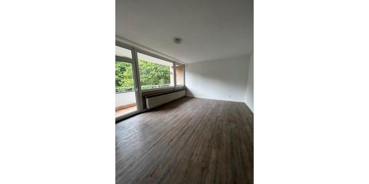 Etagenwohnung Siegen Dillnhütten - 4 Zimmer, 143 m&sup2;, 1.050&euro; | Angebot:26422038