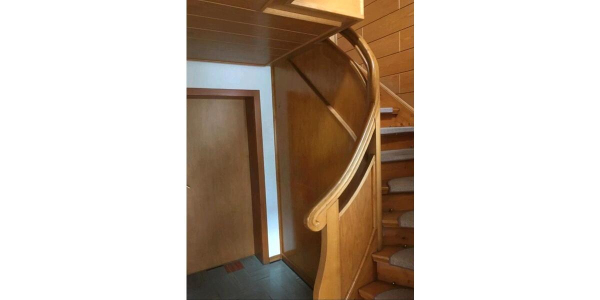 Doppelhaushälfte Bad Marienberg (Westerwald) - 7 Zimmer, 120 m&sup2;, 1.200&euro; | Angebot:25354930