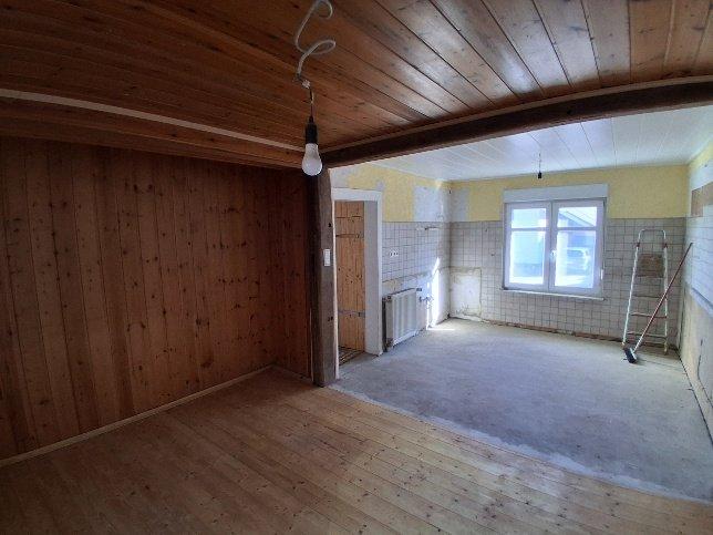 Bauernhaus, Landhaus Neunkirchen - 5 Zimmer, 114 m&sup2;, 95.000&euro; | Angebot:26019724