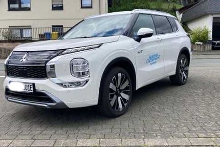 Mitsubishi Outlander 1.291 km 46.500 &euro; Bad Laasphe-Feudingen 57334