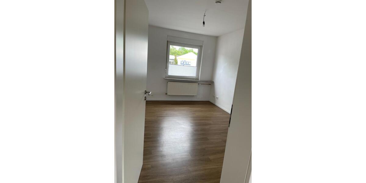Erdgeschoßwohnung Siegen Kaan-Marienborn - 3 Zimmer, 67 m&sup2;, 620&euro; | Angebot:25975468