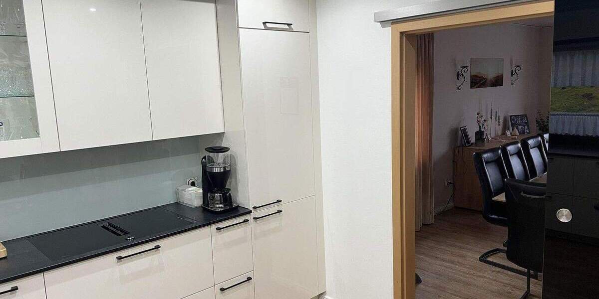 Einfamilienhaus Etzbach - 4 Zimmer, 140 m&sup2;, 420.000&euro; | Angebot:25797713