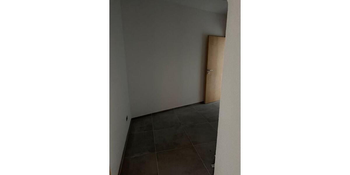 Etagenwohnung Hachenburg - 2 Zimmer, 125 m&sup2;, 1.100&euro; | Angebot:25999964