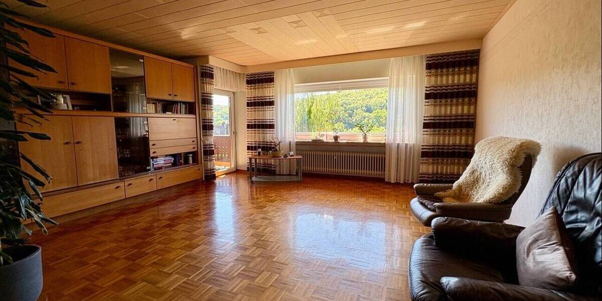 Einfamilienhaus Dillenburg Nanzenbach - 8 Zimmer, 175 m&sup2;, 335.000&euro; | Angebot:26778532