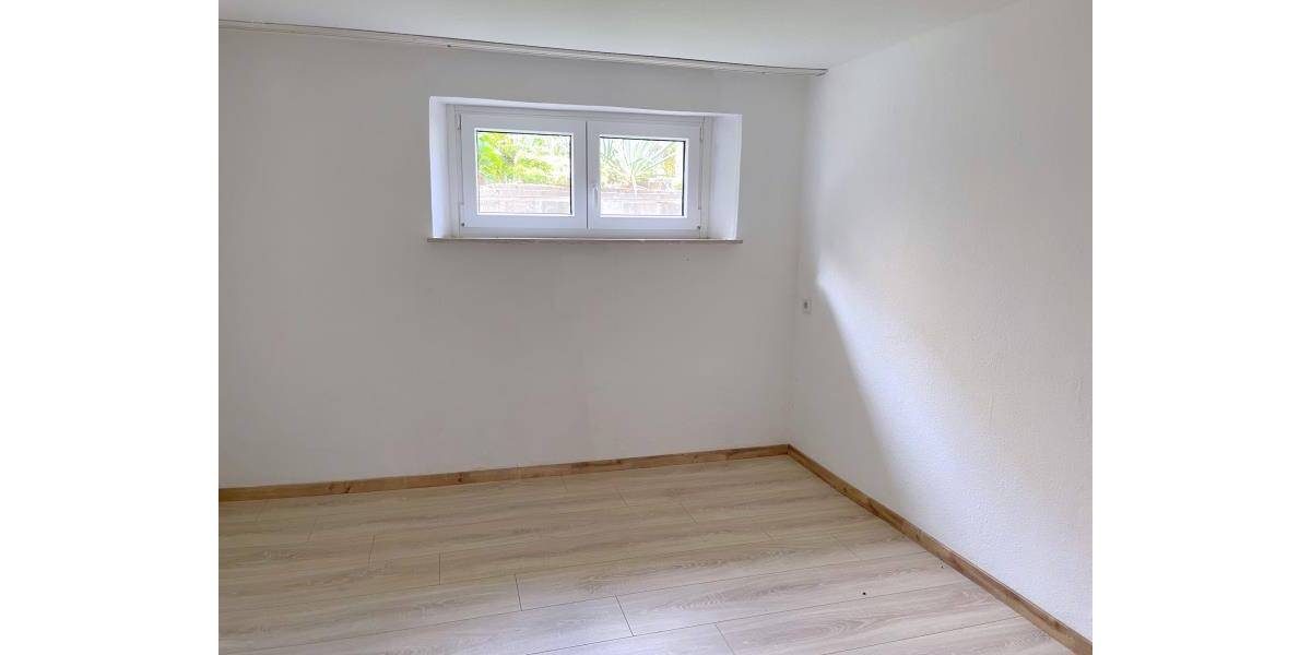 Etagenwohnung Höhn Oellingen - 6 Zimmer, 100 m&sup2;, 650&euro; | Angebot:26092657