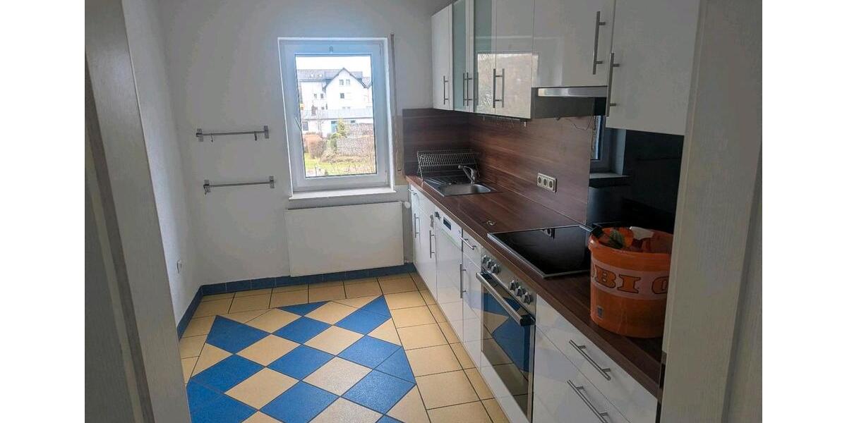 Dachgeschoßwohnung Haiger - 4 Zimmer, 98 m&sup2;, 800&euro; | Angebot:26022163