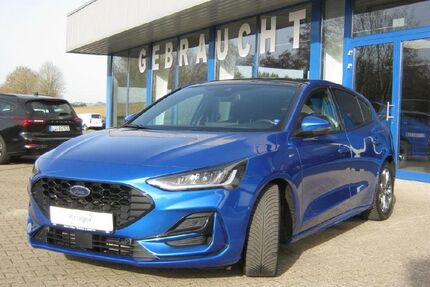 Ford Focus 23.899 km 25.490 &euro; Erndtebrück 57339