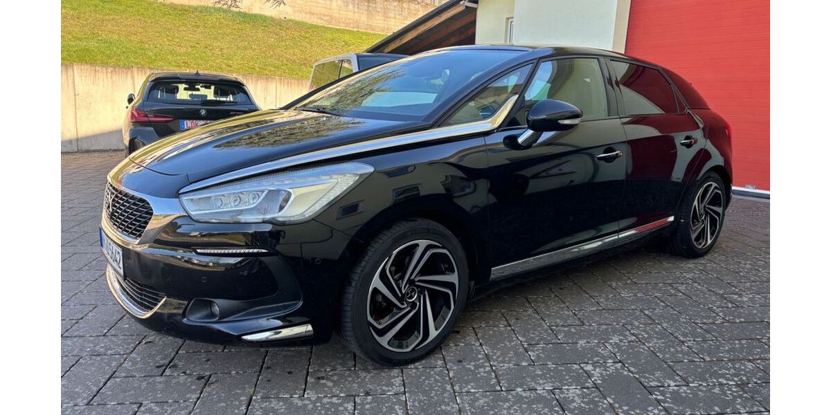 Citroen DS5 78.980 km 13.499 &euro; Dillenburg 35685