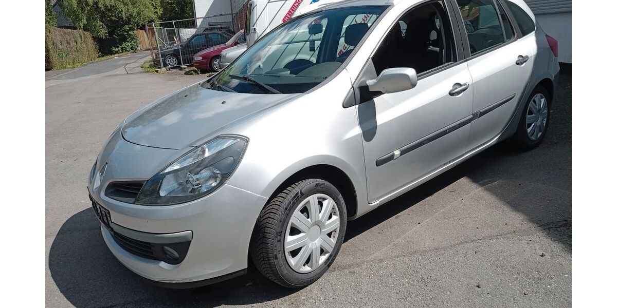 Renault Clio 165.841 km 1.690 &euro; Siegen 57078