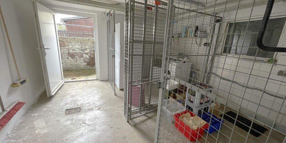 Einfamilienhaus Driedorf / Roth Roth - 6 Zimmer, 132 m&sup2;, 250.000&euro; | Angebot:25665445