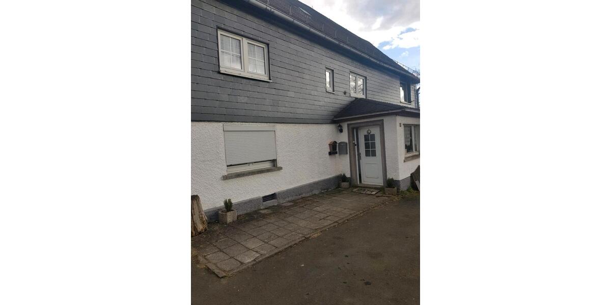 Mehrfamilienhaus, Wohnhaus Steinebach/Sieg Sieg - 8 Zimmer, 200 m&sup2;, 180.000&euro; | Angebot:25406963