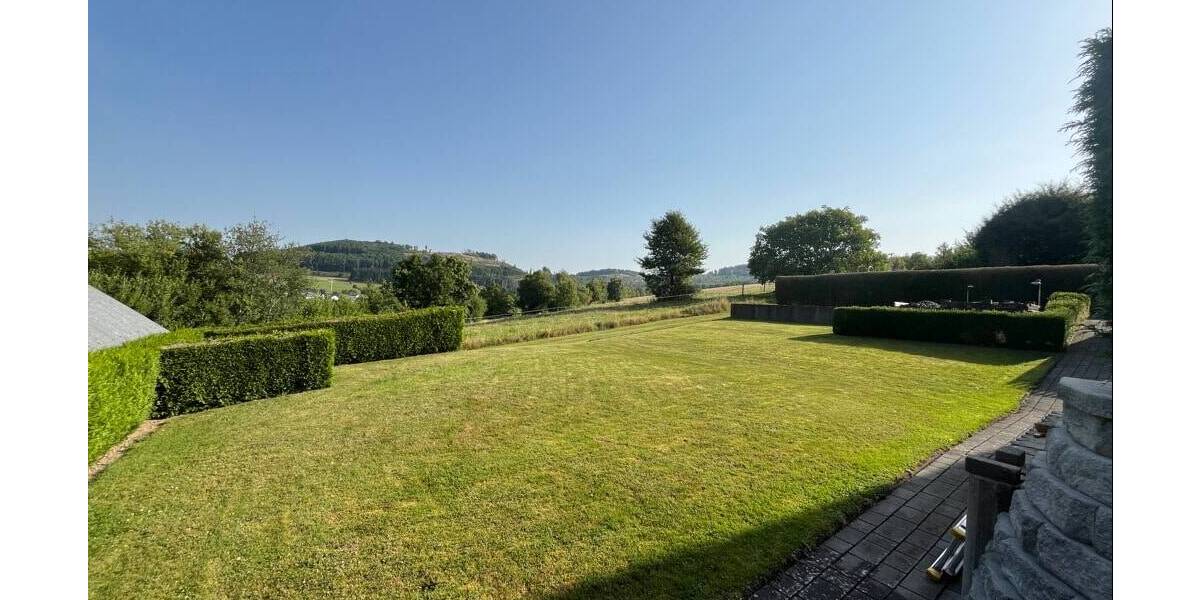 Einfamilienhaus Eschenburg Eibelshausen - 7 Zimmer, 225 m&sup2;, 435.000&euro; | Angebot:25667775