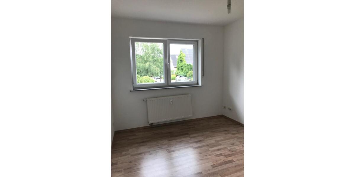 Erdgeschoßwohnung Pracht - 3 Zimmer, 80 m&sup2;, 920&euro; | Angebot:25823383
