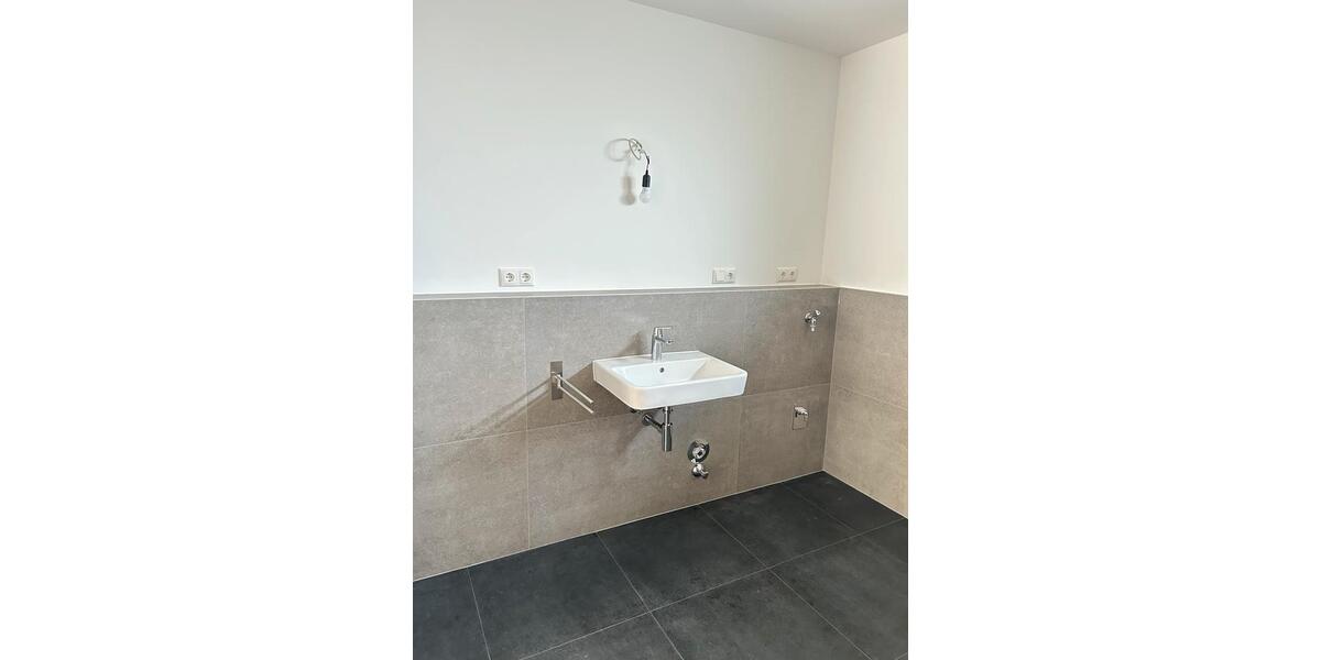 Etagenwohnung Mudersbach - 2 Zimmer, 78 m&sup2;, 960&euro; | Angebot:24315009