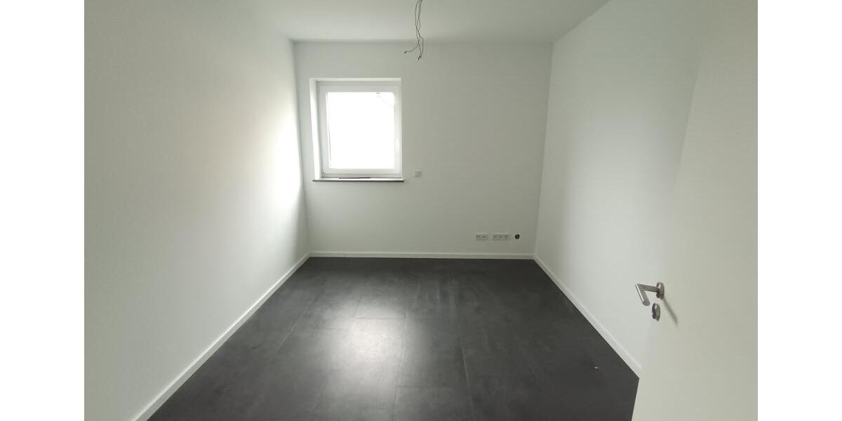 Etagenwohnung Hachenburg - 3 Zimmer, 99 m&sup2;, 940&euro; | Angebot:25231450