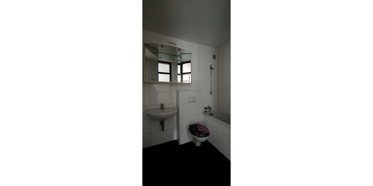 Etagenwohnung Waldbröl - 3 Zimmer, 80 m&sup2;, 545&euro; | Angebot:23781012