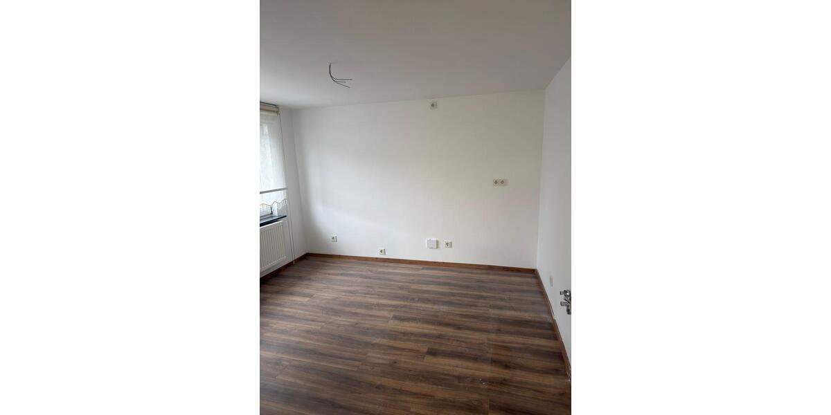 Erdgeschoßwohnung Siegen Kaan-Marienborn - 3 Zimmer, 70 m&sup2;, 700&euro; | Angebot:25292823