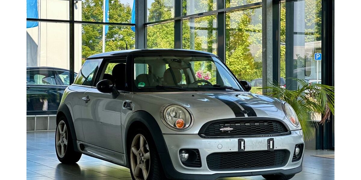Mini Cooper 186.843 km 3.999 &euro; Lennestadt 57368