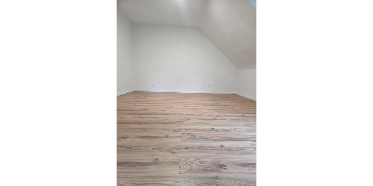 Etagenwohnung Siegen Kaan-Marienborn - 3 Zimmer, 76 m&sup2;, 660&euro; | Angebot:26613534