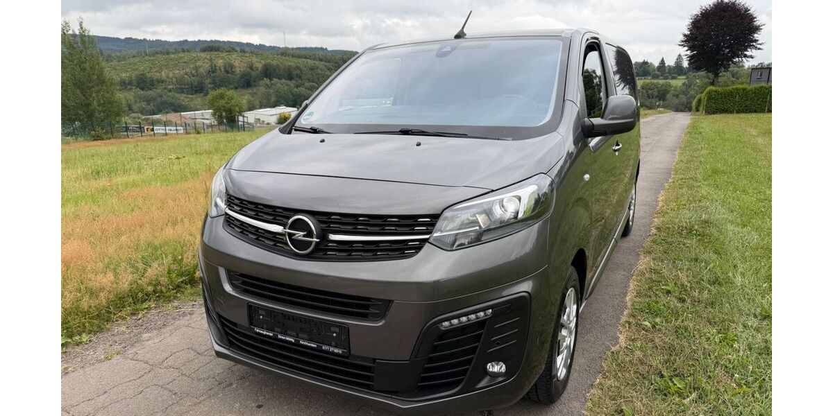 Opel Vivaro 130.000 km 16.990 &euro; Kirchhundem 57399