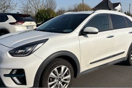 Kia Niro 50.000 km 21.450 &euro; Bruchertseifen 57539