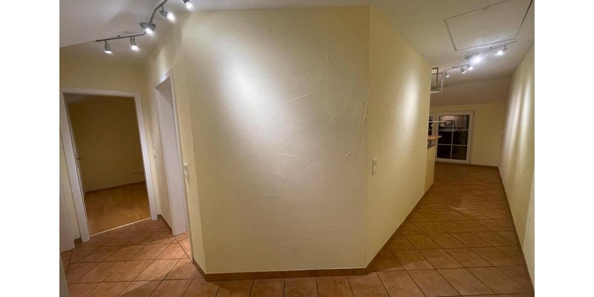 Dachgeschoßwohnung Netphen - 1 Zimmer, 94 m&sup2;, 1.134&euro; | Angebot:25656488