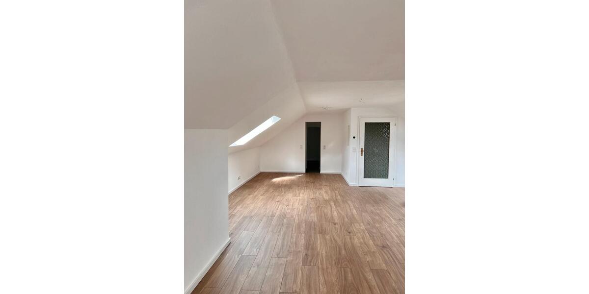 Dachgeschoßwohnung Betzdorf - 2 Zimmer, 70 m&sup2;, 580&euro; | Angebot:24432768