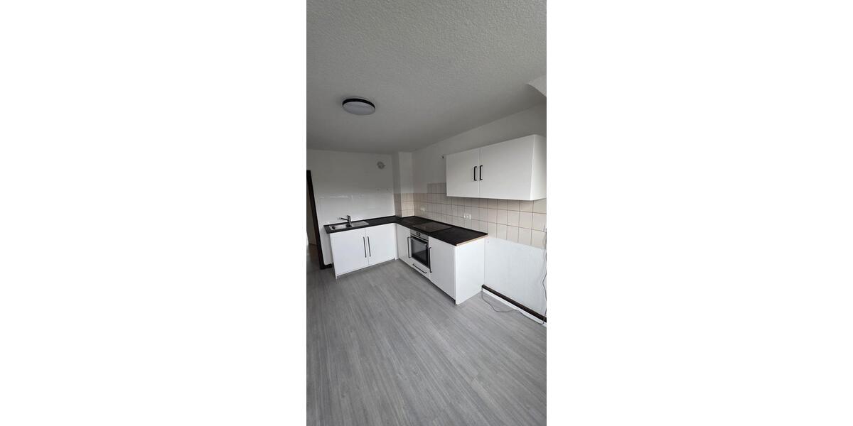 Etagenwohnung Siegen - 4 Zimmer, 85 m&sup2;, 920&euro; | Angebot:25874330