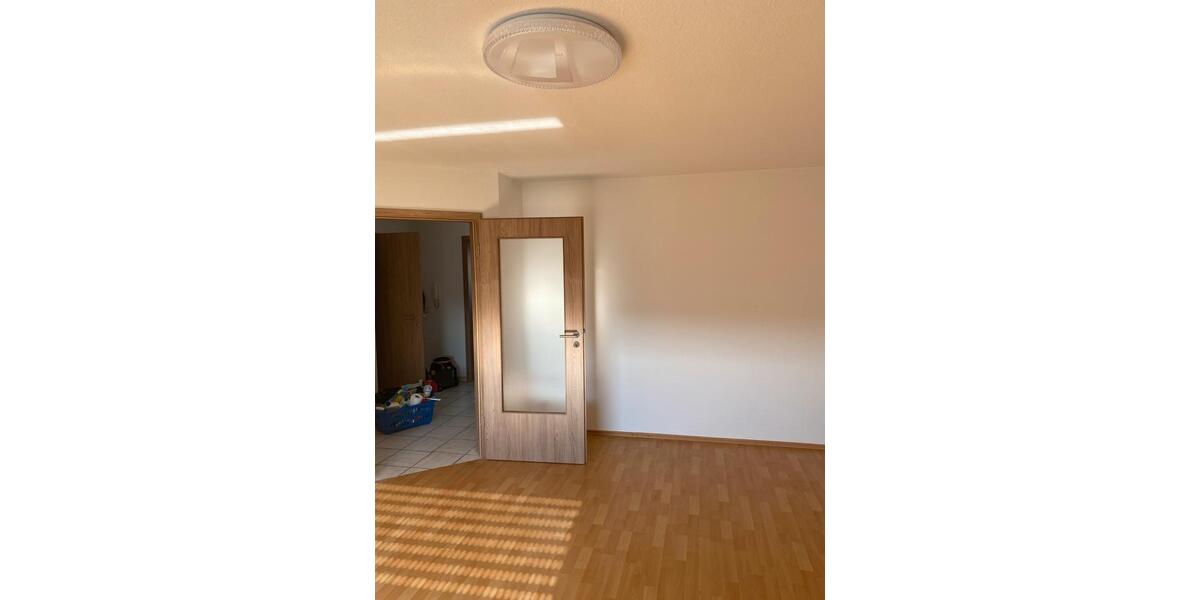Erdgeschoßwohnung Pracht - 2 Zimmer, 62 m&sup2;, 786&euro; | Angebot:25902437