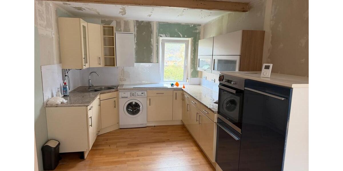 Einfamilienhaus Burbach - 5 Zimmer, 180 m&sup2;, 1.300&euro; | Angebot:26614751