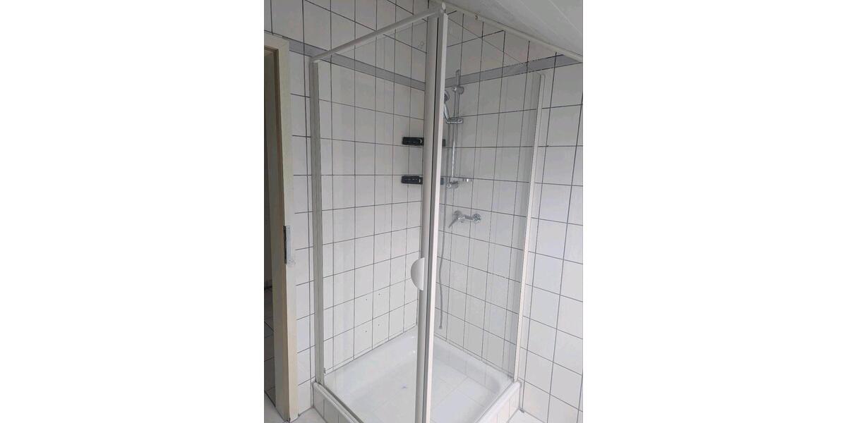 Dachgeschoßwohnung Haiger - 4 Zimmer, 98 m&sup2;, 800&euro; | Angebot:26022163