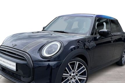Mini Cooper 14.582 km 26.890 &euro; Siegen 57076