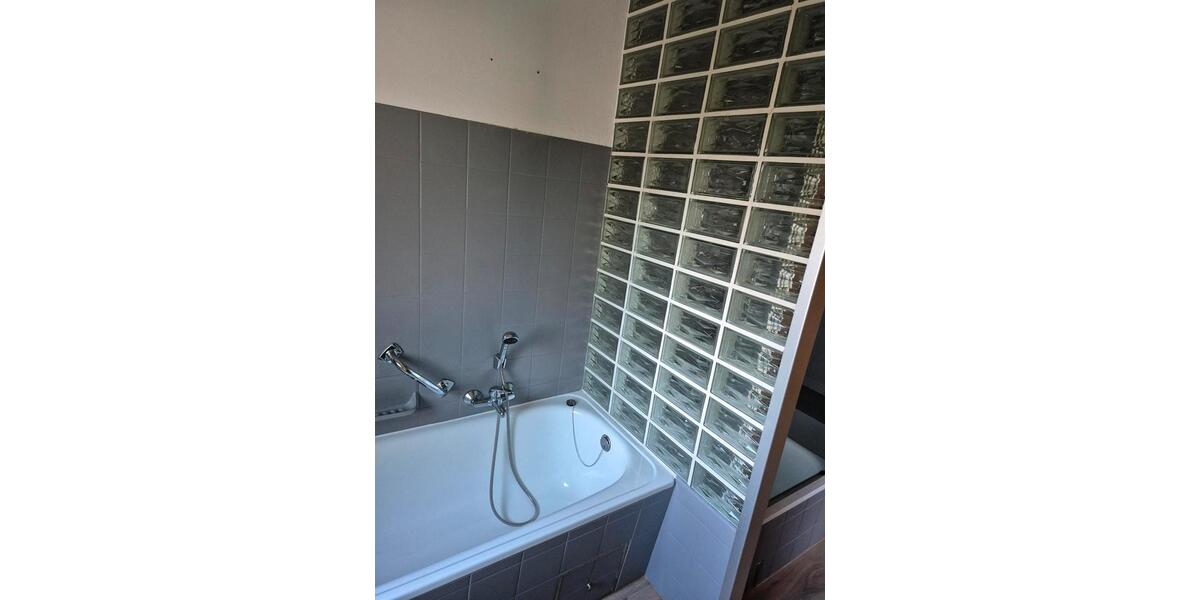 Etagenwohnung Steinebach/Sieg Sieg - 4 Zimmer, 125 m&sup2;, 1.050&euro; | Angebot:25104277