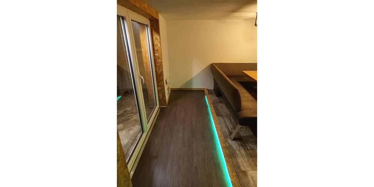 Doppelhaushälfte Hilchenbach - 7 Zimmer, 180 m&sup2;, 219.000&euro; | Angebot:26698965