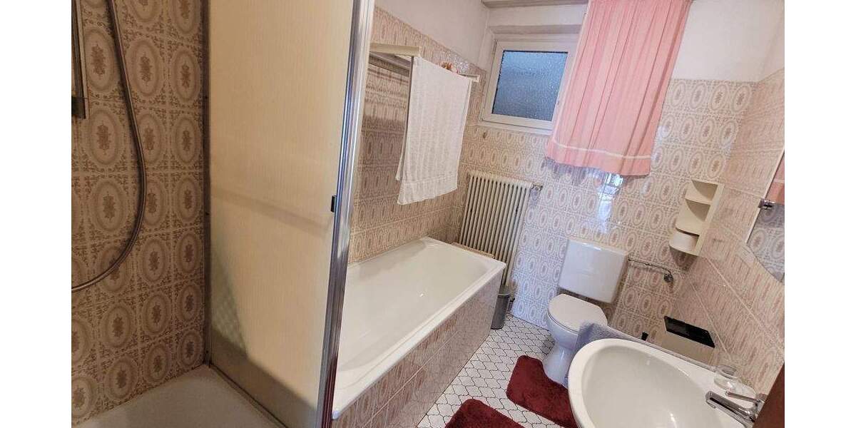 Mehrfamilienhaus, Wohnhaus Bad Marienberg - 6 Zimmer, 153 m&sup2;, 240.000&euro; | Angebot:25685046