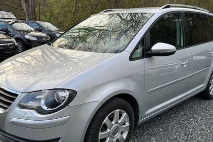 VW Touran 283.500 km 3.900 &euro; Siegen 57080