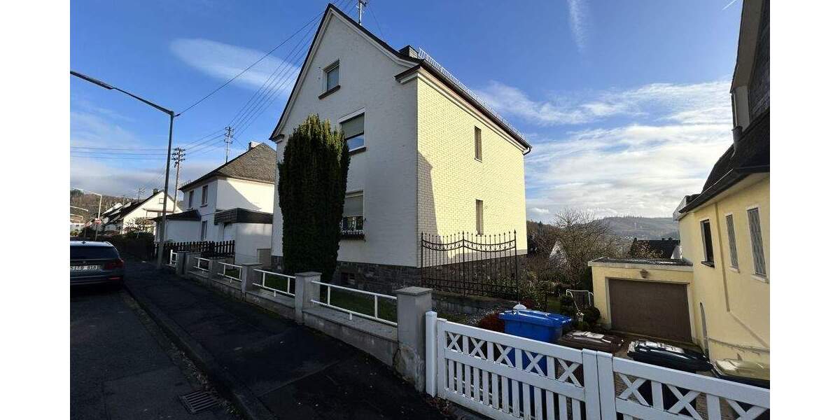 Einfamilienhaus Betzdorf - 6 Zimmer, 104 m&sup2;, 198.000&euro; | Angebot:25685053