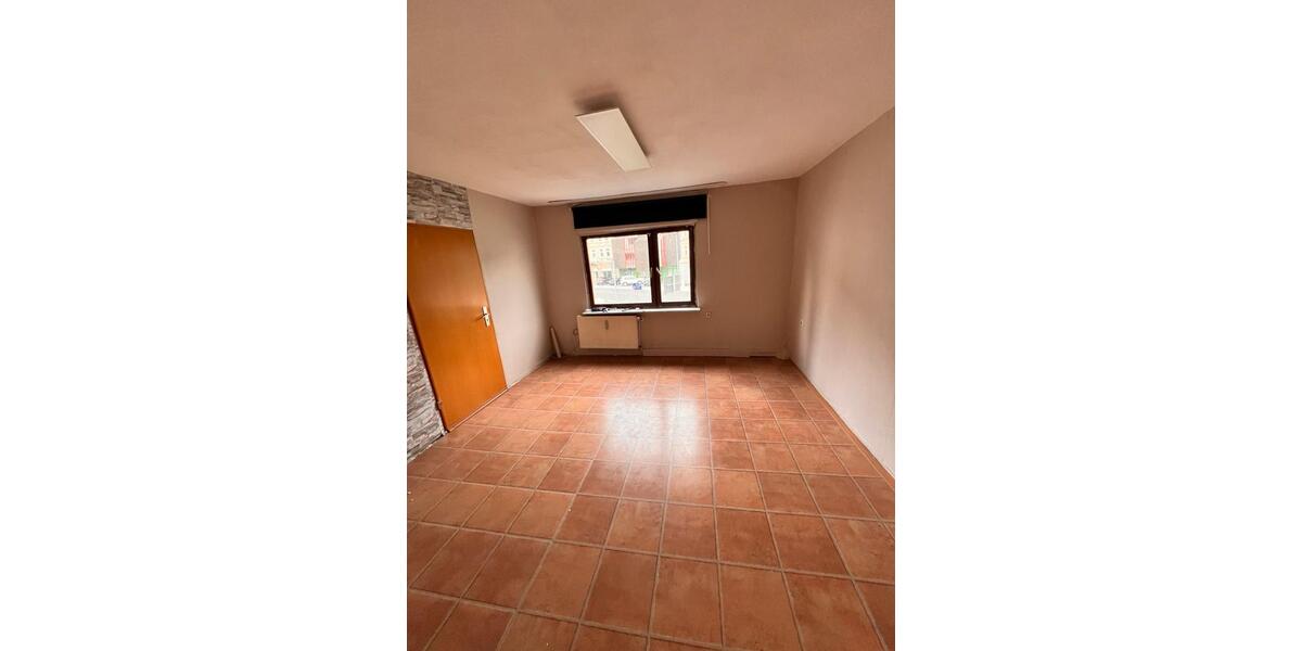 Mehrfamilienhaus, Wohnhaus Herdorf - 8 Zimmer, 230 m&sup2;, 155.000&euro; | Angebot:25419353