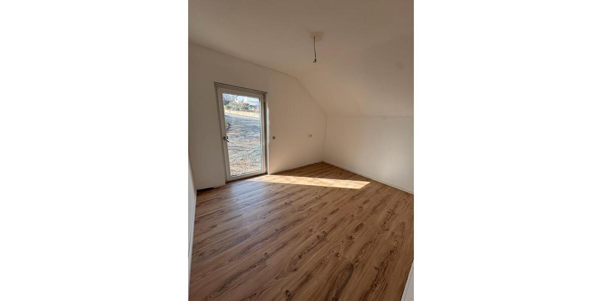 Einfamilienhaus Betzdorf - 6 Zimmer, 137 m&sup2;, 437.000&euro; | Angebot:26739796