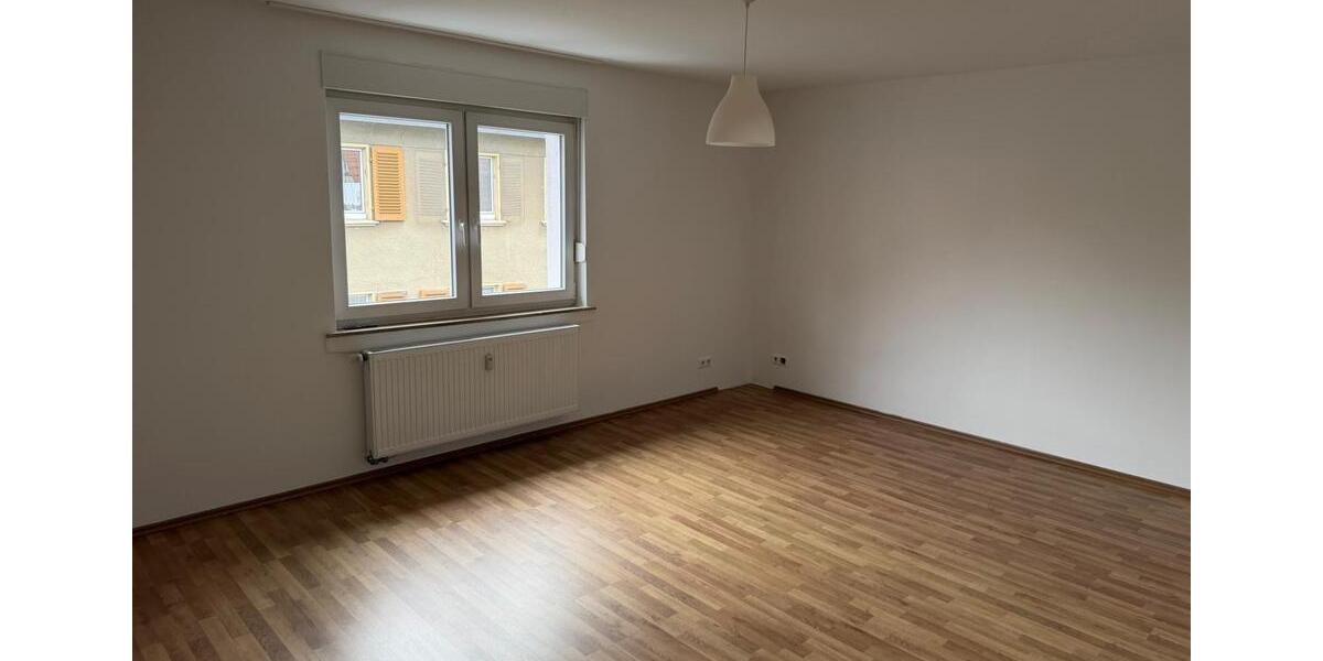 Etagenwohnung Siegen Kaan-Marienborn - 2 Zimmer, 77 m&sup2;, 700&euro; | Angebot:26459612