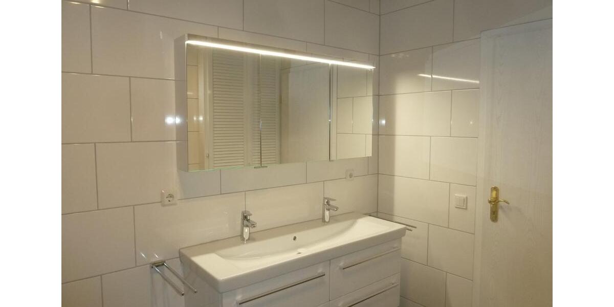 Etagenwohnung Herborn - 3 Zimmer, 87 m&sup2;, 950&euro; | Angebot:25893646