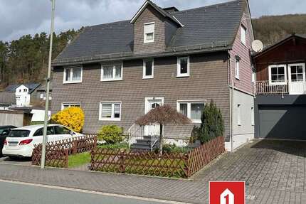 Wohnung Siegen / Eiserfeld Eiserfeld - 3 Zimmer, 159 m&sup2;, 1.125&euro; | Angebot:26204818