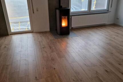 Haus Reichshof - 4 Zimmer, 125 m&sup2;, 1.500&euro; | Angebot:25894109