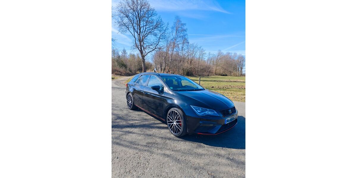 Seat Leon 62.000 km 18.149 &euro; Netphen 57250