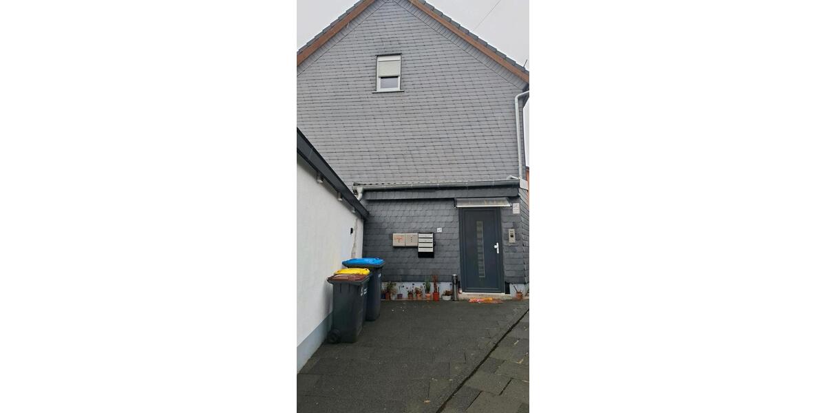 Etagenwohnung Siegen - 1 Zimmer, 44 m&sup2;, 480&euro; | Angebot:25402957